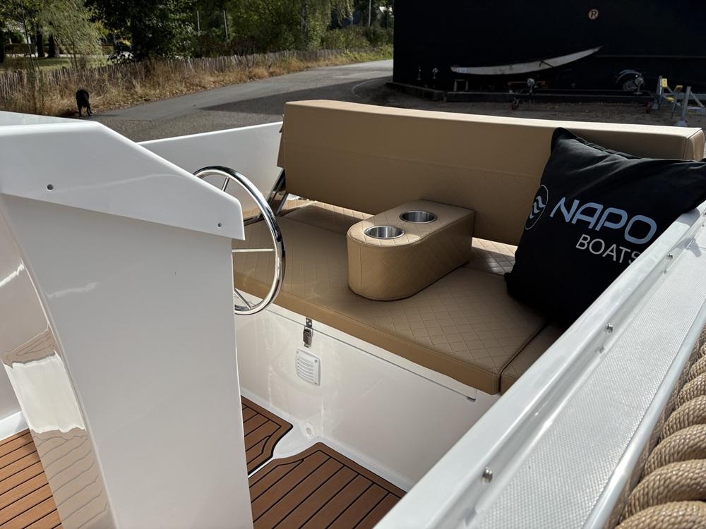 Hiswa te water NAPO 495 Lounge ELEKTRISCHE SLOEP te koop nautic power foto 10